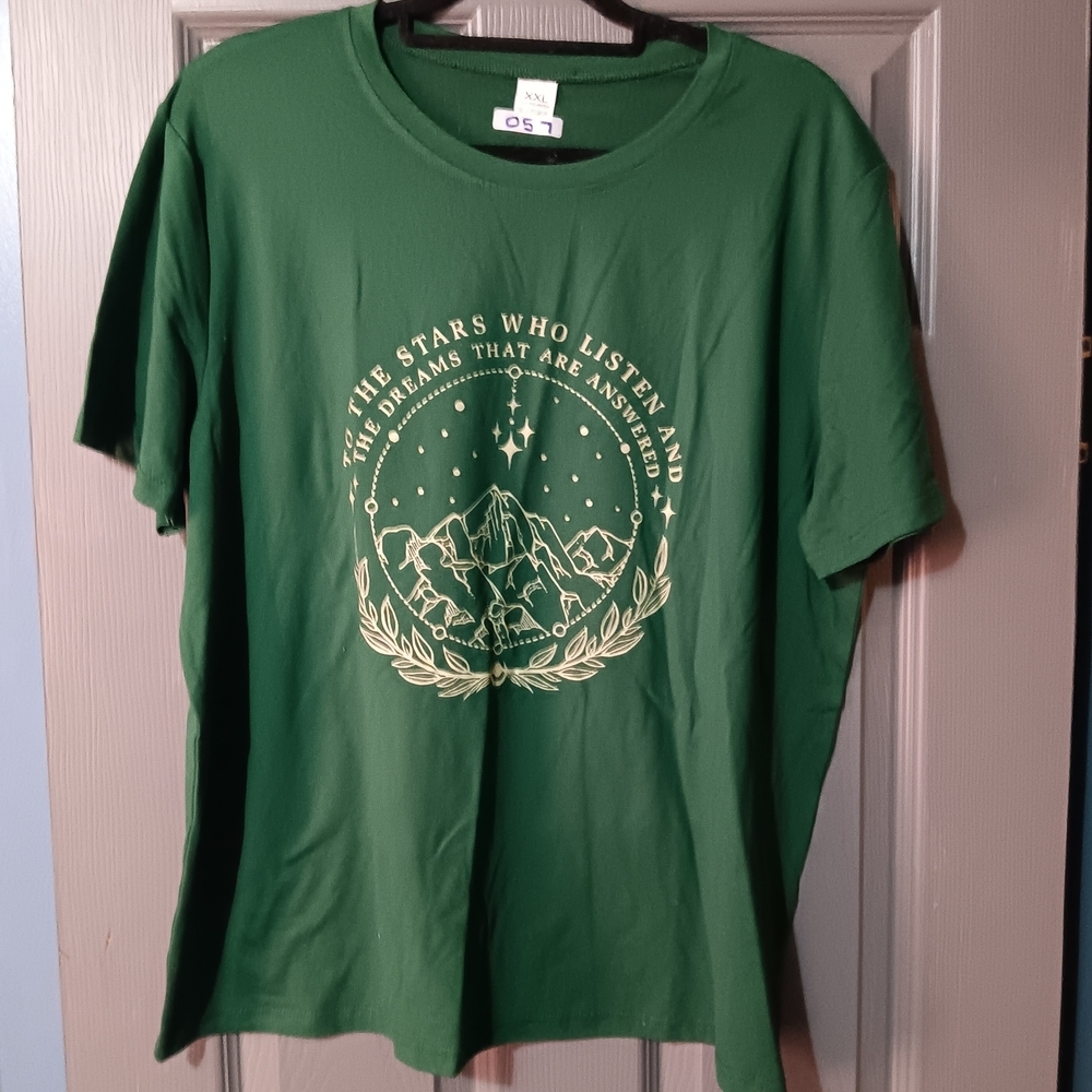 Green Graphic Mountain Tee - Moon Phases
